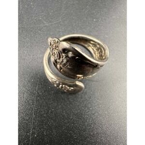 Wm A Rogers Oneida Floral Spoon Ring Vintage Silver Tone Wrap Ring 056 (36)‎